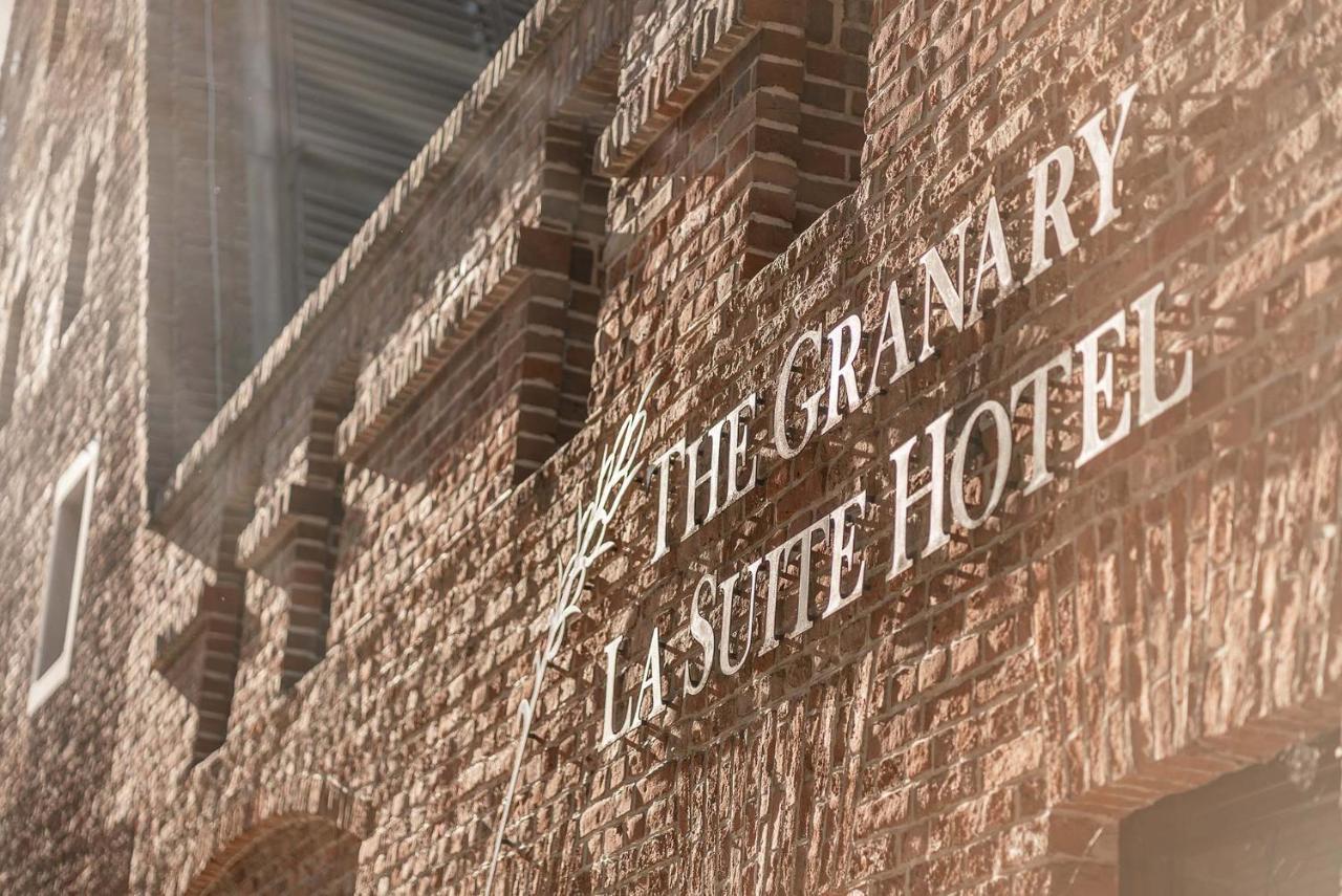 The Granary - La Suite Hotel Вроцлав Экстерьер фото